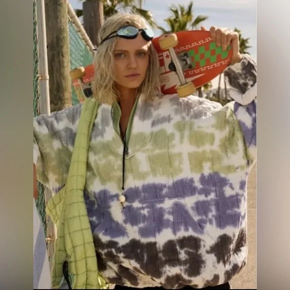 Free People Movement Quilted Carryall Pale Neon - Last One in Stock - Picture 4 of 11